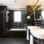 Europark Hotell 3*
