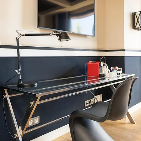 Hotel Europark 3*