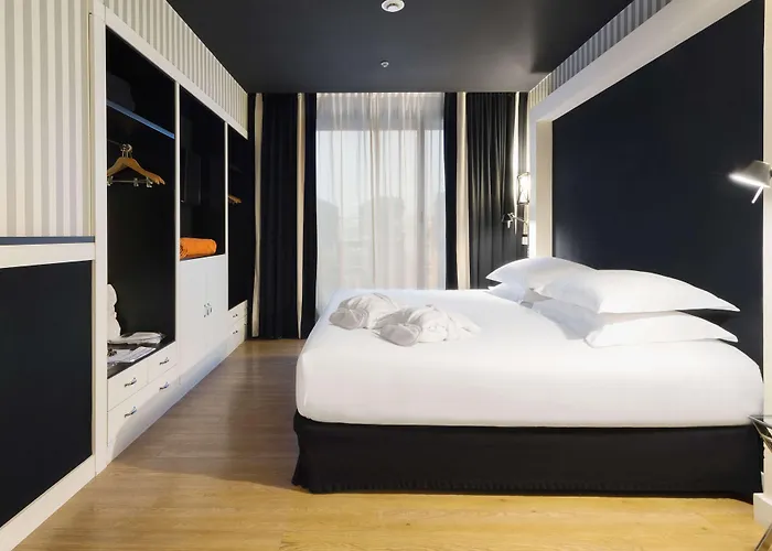 Hotel Europark 3*